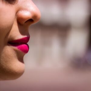 Nasenhöcker entfernen – Möglichkeiten, Kosten und Ergebnisse